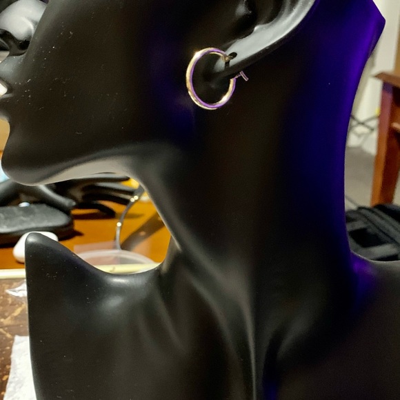 18k Solid Gold Hoop Earrings - Picture 2 of 5